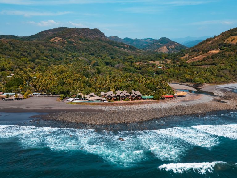 Yoga Bear Retreat Accomodation