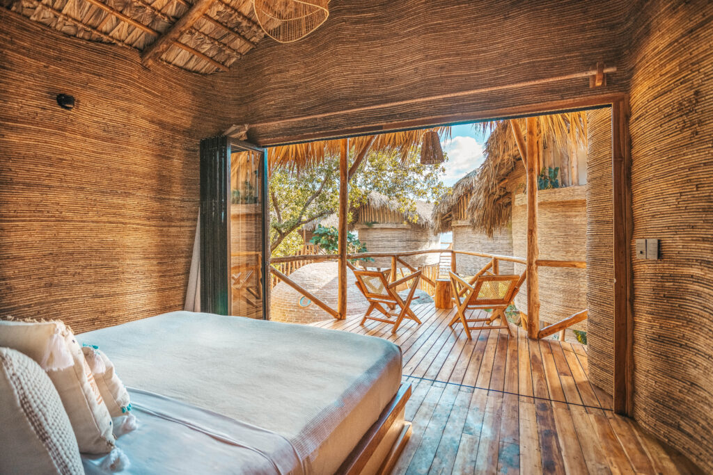 copy of copy of mizata (2 of 21) treehouse bed jungle 2